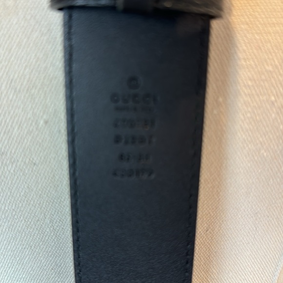 Gucci GG MARMONT WIDE BELT. Black with gold buckle. - Picture 6 of 6